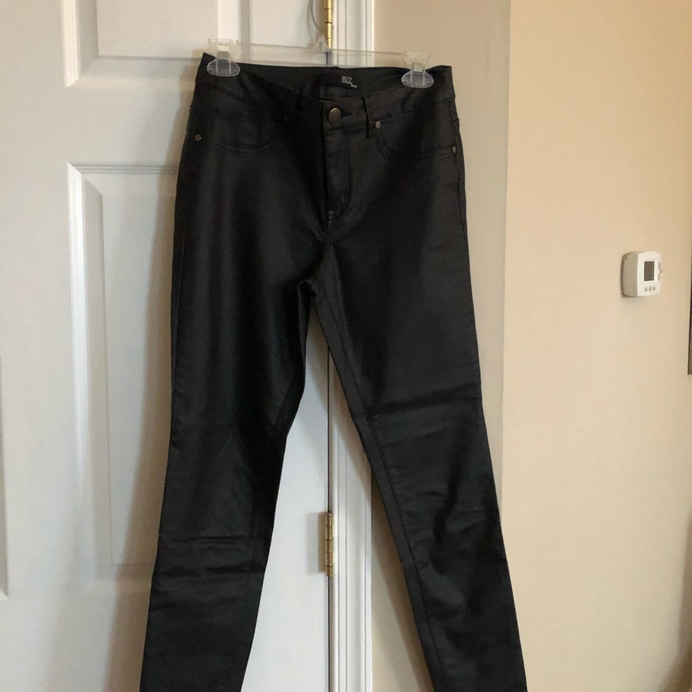 Ladies Faux Pants